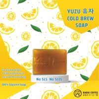 ราคา Yuzu Cold Brew Soap No SLS No SLES Coffee Scrub Soap คาโอริ สบู่กาแฟสกัดเย็นยูซุ สบู่สครับกาแฟ (21163438629)