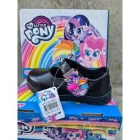 ราคา รองเท้านักเรียนหญิง รองเท้าPONY รองเท้านักเรียนมีไฟ รองเท้าอนุบาล รองเท้าพละเด็ก รองเท้าลายม้าโพนี่ สีดำ พร้อมส่ง (17022302577)