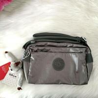 ราคา PROMO ของแท้ พร้อมส่งค่ะ 8 5 นิ้ว KIPLING mini 4 zip Crossbody bag (16454659577)