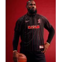 ราคา เสื้อทีมลิเวอร์พูล LeBorn x Liverpool FC Collection 2022 2023 (18790551572)