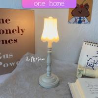 ราคา โคมไฟตั้งโต๊ะย้อนยุค LED โคมไฟข้างเตียง ขนาดเล็ก ONE HOME LED light (14831360125)