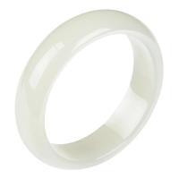 ราคา กำไลหยกแท้สำหรับผู้หญิงลอยดอกไม้สีเขียวอ่อนหยกสีขาวกำไลข้อมือ (17590798099)