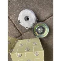 ราคา ลูกลอกดันสายพานNissan Teana J32 2 0 Sylphy 1 8 อะไหล่แท้ ลูกลอกดันสายพานตัวบน (16473814567)