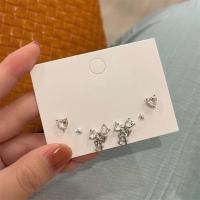 ราคา ชุดต่างหูเม็ดกลมรูปดาวรูปหัวใจผีเสื้อ17กม สำหรับผู้หญิงต่างหูห่วงรูปหมีและหมีทำจากมุกคริสตัลเพทายที่สง่างามเครื่องประดับอัญมณี (19777162725)
