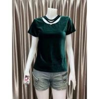 ราคา เสื้อยืเแฟชั่นคอโช้คเกอร์จี้มุกกํามะหยี่ผู้หญิง รุ่นใหม่ ผลิตจากผ้ากํามะหนี้เนื้อดี ผ้านิ่มใส่สบาย ไม่ร้อน (17258314195)