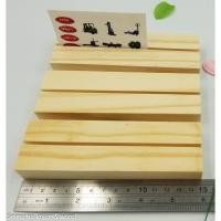 ราคา ที่เสียบนามบัตร ป้าย รูปภาพ แผ่นอคิลิค เสียบกระจก ไม้สนจริง ฐานไม้สําหรับวางการ์ด (18334053915)