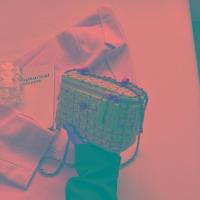 ราคา กระเป๋าสายโซ่มินิผ้าวูลสไตล์ชาแนลกระเป๋าทรงกล่องออกแบบเฉพาะสำหรับผู้หญิงแบบใหม่ปี2023กระเป๋าสะพายข้างแมทช์ลุคง่ายสำหรับฤดูใบไม้ผลิและฤดูร้อน (17568599447)