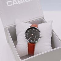 ราคา ลดจัดหนัก นาฬิกาผู้หญิง Casioนาฬิกาข้อมือผู้หญิง สายหนังเรโทร สีชมพู สีดำ เรียบง่ายนาฬิกาควอตแฟชั่น สวยมาก ราคาถูก พร้อมส่ง (18985036231)