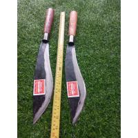 ราคา ใหม่ มาแรง พร้า ใหญ่ ปลายแหลมช่างเสริม ผลิตจากเหล็กแหนบแท้ ผ่านการชุบ คม กล้า ใช้ฟัน ไม้แก่น ไม้เข็ม หรือตาไม้ได้ ความยาวรวมด้าม อยู่ที่ 48 ซม กว้าง 7 ซม ขนาดน้ำหนัก 500 กรัม ขนาดเหมาะมือ เหมาะใช้ในสว