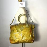 ราคา กระเป๋าถือ COACH แท้ มีสายยาว หนังแก้วแบบนิ่ม มีตำหนิ สีหนังไม่สม่ำเสมอ ลดราคาขาดทุน COACH 21299 MADISON DIAGONAL PATENT LINDSEY SATCHEL Clearance (21185430525)