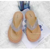 ราคา รองเท้าแตะรุ่นสวมรุ่นเพชรแฟชั่น พร้อมส่งในไทย (19069503147)