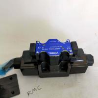 ราคา DSG 03 3C2 A220 51T SOLENOID VALVE YUKEN HYDRAULIC DIRECTIONAL CONTROL SIZE03 COIL 220V 110VAC OR 24VDC โซลินอยด์วาล์วไฮดรอลิค 4 3 ขนาด3หุล คอล์ยเอซี220โวลท์ 110 หรือ 24โวลท์ (11811292288)