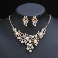 ราคา Elegant Leaf Shape Long Water Drop Diamond Pearl Necklace For Women Original Earring Jewelry Set Bridal Wedding Crystal Diamond Pearl Necklace Earrings Two piece Jewelry Set (20025001473)