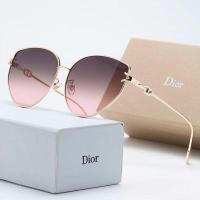 ราคา แว่นกันแดดมียี่ห้อ Dior สำหรับผู้ชายและผู้หญิงแว่นกันแดดโพลาไรซ์ดั้งเดิม พร้อมกล่องแว่นตาและกล่อง (17608878400)