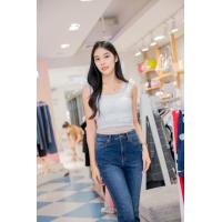 ราคา Daisy Top เสื้อครอปสายเดี่ยว แต่งผ้าลูกไม้แต่งเพชร (19888631290)