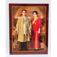 ราคา กรอบวิทยศาสตร์ภาพรัชกาลที่9สมเด้จพระราชินี ขนาดรวมกรอบ17X22 นิ้ว (987136053)