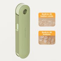 ราคา ที่ยึดผ้านวมผ้าปูที่นอนที่ยึดผ้าปูที่นอนตะขอเกี่ยวแบบมีสายรัดที่นอนคลิปผ้าปูที่นอนหัวเข็มขัดผ้าที่ครอบเตียงที่จับผ้านวมคลิปป้องกันการเคลื่อนที่สำหรับผ้าปูที่นอนผ้านวมผ้าปูที่นอนผ้าห่ม (20798959136)