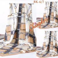ราคา ผ้าพันคอผ้าซาติน ผ้าพันคอ ผ้าคลุมไหล่ซาติน ผ้าคลุมไหล่ ผ้ามัดอก ผ้าไหมซาติน ขนาด ไหญ่90 90ซม สินค้าพร้อมส่งที่ไทย (7833028815)