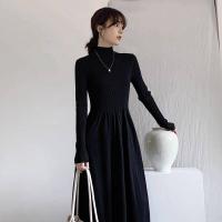 ราคา เดรสยาวสไตล์เฮปเบิร์นสำหรับผู้หญิงกระโปรงคอเต่าครึ่งชุดเดรสแบบถักฝรั่งเศสสไตล์เฮปเบิร์นสีดำ (20794854292)
