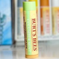 ราคา Burts Bees ขี้ผึงลิปบาล์ม 100 Natural Moisturizing Lip Balm Original Beeswax with Vitamin E Peppermint 4 25g (11224504502)
