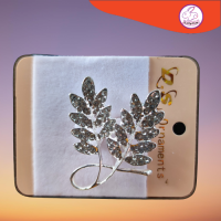 ราคา เข็มกลัดหน้าอก ลายใบไม้เงิน สีเงินระยิบระยับ (10250856301)