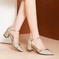 ราคา แฟชั่นของผู้หญิงฤดูร้อนเกาหลีรองเท้าส้นสูงผู้ใหญ่ผู้หญิงสมัยใหม่ของรองเท้าเต้นรำแบบละตินกลางส้นรองเท้าเต้นรำ (21150856790)