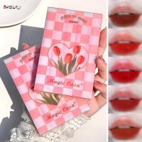 ราคา MAGIC CASA ลิปสติกเนื้อแมท5ชิ้น เซ็ตลิปสติกเหลวเนื้อด้านกันนํ้าลิปกลอสใช้ได้ทนนานไม่ติดถ้วยแต่งหน้าลิปเครื่องสำอางค์มีสี (19055403602)