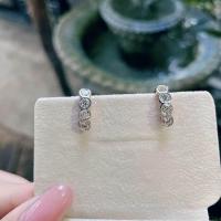ราคา Titapa jewelry ต่างหูเพชรฝังหุ้ม30ตัง4เม็ดเรียงเพชรสวยเด่นๆแบบห่วงสวยน่ารักใส่สบายติดหู มาใหม่เพชรขาววิ้งๆน้ำ100คัดทุกเม็ดเหลี่ยม H Aน้ำลึกสวยเล่นไฟระยิบระยับงานปราณีตละเอียดตัวเรือนมีน้ำหนักแข็งแรงใส