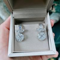 ราคา Titapa jewelry ต่างหูเพชรบาเก็ตปริ๊นเซสประกบมาคี ดีไซน์สวย แบบมาใหม่ งานสวยปราณีตละเอียดมาก เพชรสวยคัดทุกเม็ดนำ้100เพชรสวยเล่นไฟระยิบระยับ เหลี่ยมเพชรH A ตัวเรือนมีน้ำหนักแข็งแรง แบบทันสมัย เรียบหรู โ