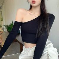 ราคา DD SHOPพร้อมส่ง 41065 เสื้อไหมพรมแขนยาว เปิดไหล่ข้างเดียวเก๋มาก C (20236551064)
