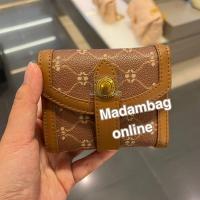 ราคา Charles Keith Este Belted Small Wallet กระเป๋าใบสตสงค์สั้น ขนาดเล็ก (16327441180)