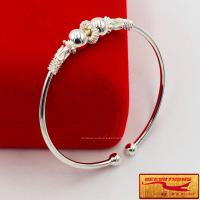 ราคา 87BD กำไลข้อมือ กำไลแฟชั่น กำไลผู้หญิงแฟชั่น กำไลสไตล์เกาหลี เกาใจ กำไลน่ารักดีไซน์สวย ไม่ตกเทรนด์แน่นอน งานชุบเงินเหมือนจริง (18559881030)