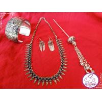 ราคา ชุดเครื่องประดับ งานอินเดีย สร้อย กำไล ปิ่น ต่างหู เงินอินเดียแท้ (9552926850)