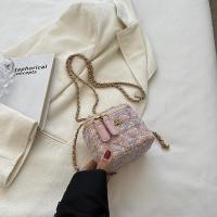 ราคา กระเป๋าสายโซ่มินิผ้าวูลสไตล์ชาแนลกระเป๋าทรงกล่องออกแบบเฉพาะสำหรับผู้หญิงแบบใหม่ปี2023กระเป๋าสะพายข้างแมทช์ลุคง่ายสำหรับฤดูใบไม้ผลิและฤดูร้อน (17568599453)