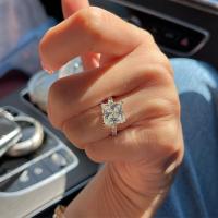 ราคา ? ? ? ? ? ? ? ? ? ? ? ? ? ? ? ช่วงนี้น้องมาแรงน้า แหวน princess cut 3กะรัต บ่าข้าง 10ตังค์ นิ้วนาง (17415488602)