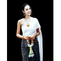 ราคา สไบผ้าด้านนุ่ม สไบผ้าจอร์เจีย สไบชุดไทยสไบสำเร็จรูป กว้าง13ยาว3ม (21175685815)