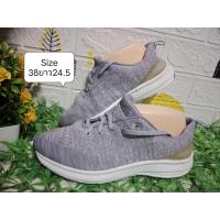 ราคา รองเท้าผ้าใบมือสอง size 38ยาว 24 5 (19509451793)