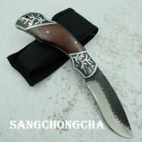 ราคา Sangchongcha Folding knife camping 5CR13MOV มีดพับ มีดพกพา มีดเดินป่า มีดสวยงาม มีดแคมป์ปิ้ง มีดพกเดินป่า มีดป้องกันตัว ลายดามัสกัส ดูคลาสสลิกมีคุณค่าน่าสะสม ใหญ่ ยาว 21 cm ด้ามไม้แท้ พร้อมระบบล็อคใบม