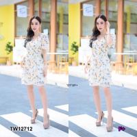 ราคา TW12712 เดรสชีฟองคอวีกระโปรงป้ายลายดอก (2713922657)