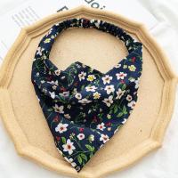 ราคา LETIAN ผ้าพันคอทรงสามเหลี่ยมสำหรับใช้กับผมผ้าพันคอแต่งผมพิมพ์ลายดอกไม้ยางรัดผมยางรัดผมสำหรับผู้หญิงโดนัทรัดผม (11220320764)