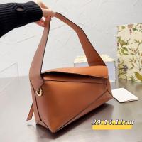ราคา LOEWE Luo Yijia Hobo Underarm Bag Splicing Diamond Bag Leather Shoulder Bag Large Capacity Commuter Bag Loewe Underarm Bag (20329443760)