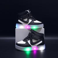 ราคา รองเท้ามีไฟ LED รองเท้ากีฬาสำหรับเด็กผู้ชายรองเท้าลำลองหุ้มข้อสูงบอร์ดรองเท้าไฟ LED รองเท้าเด็กสำหรับเด็กผู้หญิง (18342630140)
