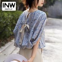ราคา Stock Batwing Sleeves Back Bow Blouse Top Womens Summer 34 Sleeve Round Neck Loose Printed Shirt Female Popular (20898976605)