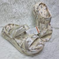 ราคา Crocs Classic Crush Sandal Women Buy 1 get 4 Jibbitzs free 3 7cm Heel Hight รองเท้าส้นสูง 3 7cm รองเท้าแตะสวมผู้หญิง แฟชั่นและใส่สบาย พร้อมส่ง (19549148141)