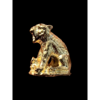 ราคา เสือนั่ง หลวงพ่อกวย วัดโฆสิตาราม เนื้อกะไหล่ทอง ปี2519 แท้รับประกัน 2516 (16853013324)