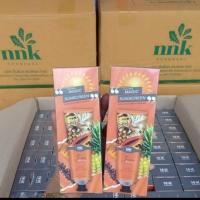 ราคา กันแดดน้องนะคะ NNK nongnaka fruity sunscreen SPF 50 PA สูตรฟรุ๊ตตี้ Magic sunscreen หลอดส้ม 100 ml (19089482129)