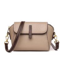 ราคา PIERRE CARDIN Charles Keith กระเป๋าถือ กระเป๋าสะพายไหล่ ใส่โทรศัพท์มือถือได้ ลายปิแอร์คาร์ดิน สําหรับสตรี 100 ชิ้น 2023 wh (20247432838)