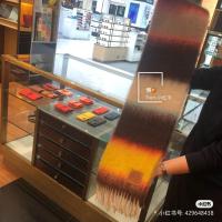 ราคา Loewe ผ้าพันคอลายกราฟฟิตีมีตัวอักษรแฟชั่นอเนกประสงค์แบบลำลองผ้าพันคอยาวระบายอากาศ (20172382276)
