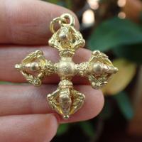 ราคา ลดทั้งร้าน จี้วัชระ 4ทิศ มหาวัชระ สุดยอดเครื่องรางสายมู เนื้อทองเหลืองชุปทอง (19456082481)