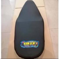 ราคา เบาะปาดแต่ง Fino เก่าลายbiker สติกเกอร์ ราคา300 (6741166387)